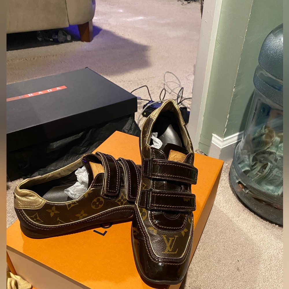 🌟🌟🌟Louis Vuitton sneakers/shoes 🌟🌟🌟
